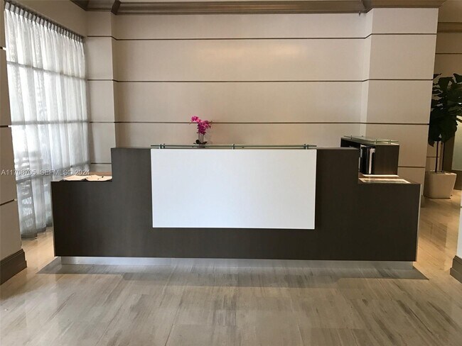 Photo - 19390 Collins Ave Unidad 1126