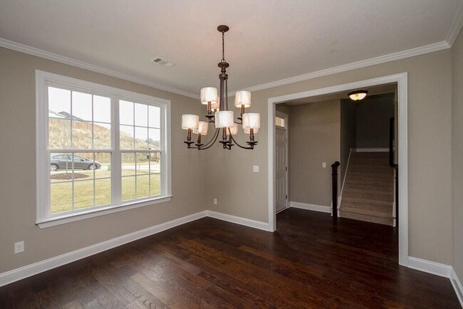 Photo - 1715 Davenport Dr