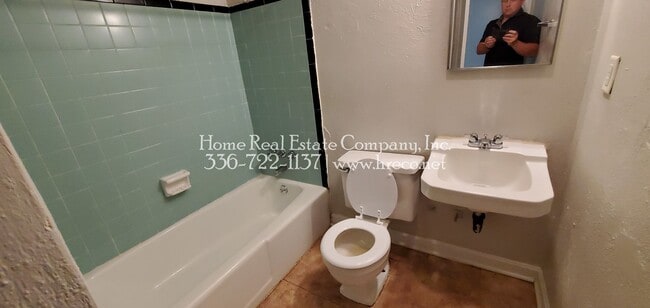 Photo - 605 W Twenty-Third St Unidad 605-A