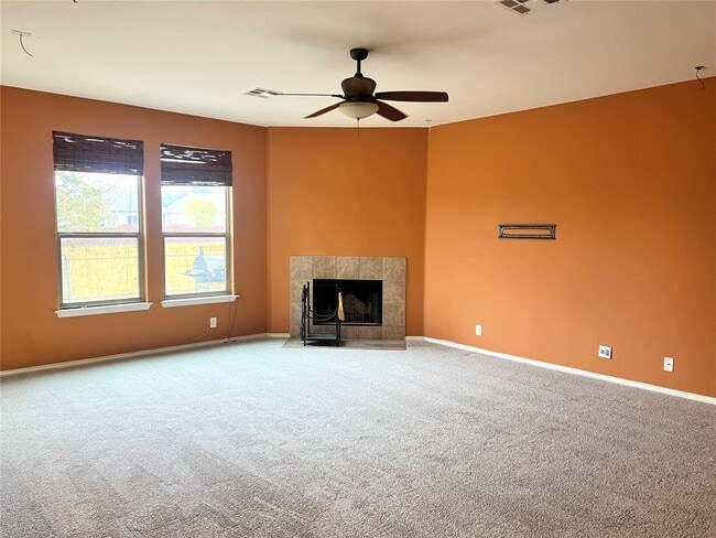 Photo - 160 Mistletoe Ln