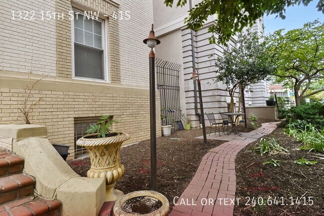 Photo - 1322 15th St NW