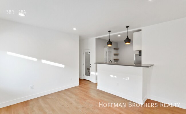 Photo - 4539 St Charles Pl Unidad A