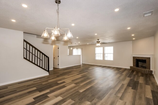 Photo - 4631 Tulip Creek Dr