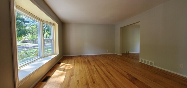 Photo - 1478 Kingwood St