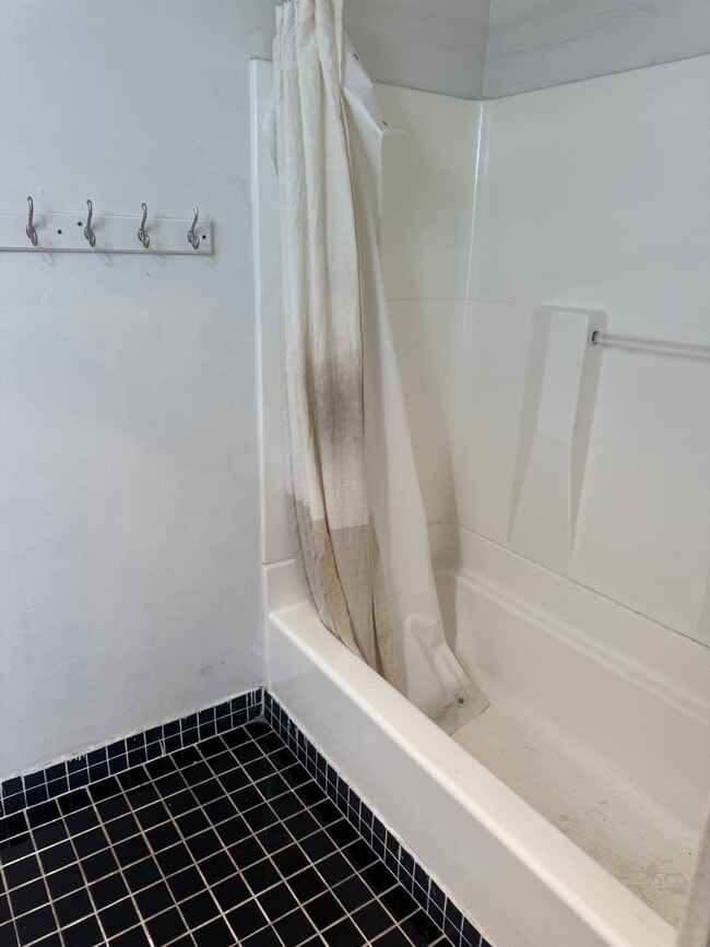 Photo - 8801 Willis Ave Unit #B6