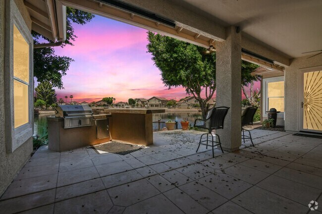Building Photo - Spacious 4BR House on Arrowhead Lake in Gl...