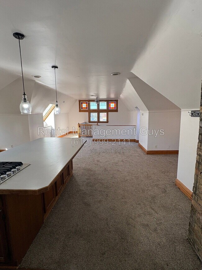 Photo - 2647 Girard Ave S Unit 3