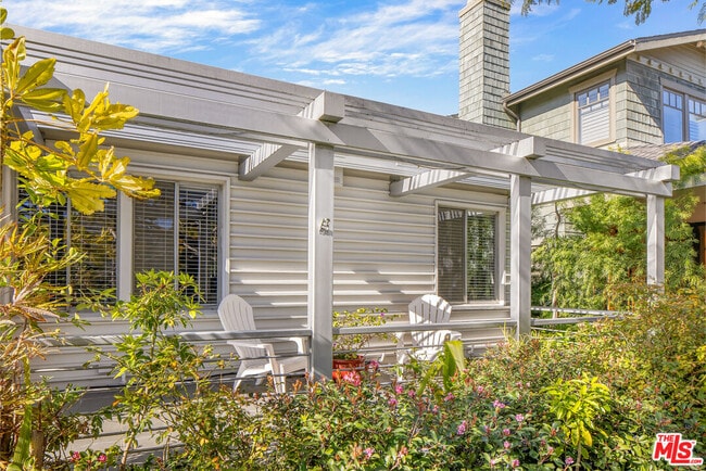 Photo - 2209 Pearl St