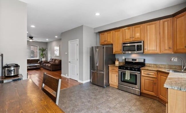 Photo - 1607 Manton St