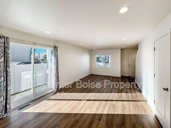 Photo - 2312 N 35th St