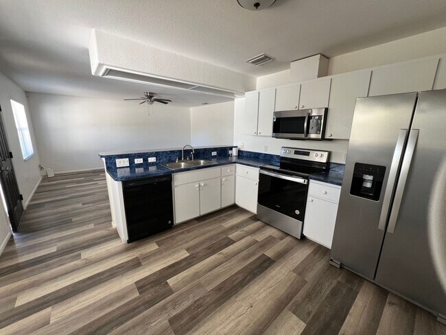 Photo - 2/2/1 with lanai Duplex in Deep Creek