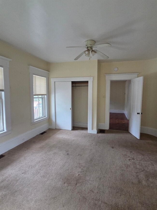 106 W Main St Unit 1