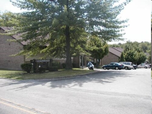 Photo - Cedarwood Apartments