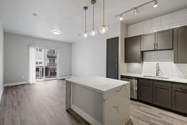 Building Photo - Maddox Rental