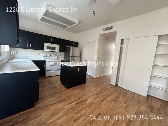 Photo - 1220 E Liberty Shores Dr