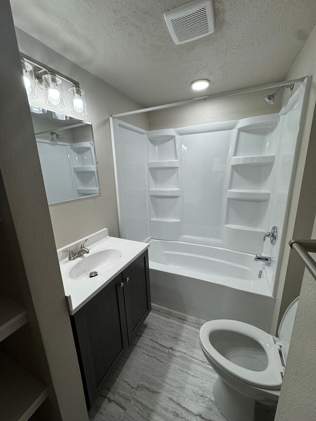 Photo - cozy 3 bedroom, 2 bath house