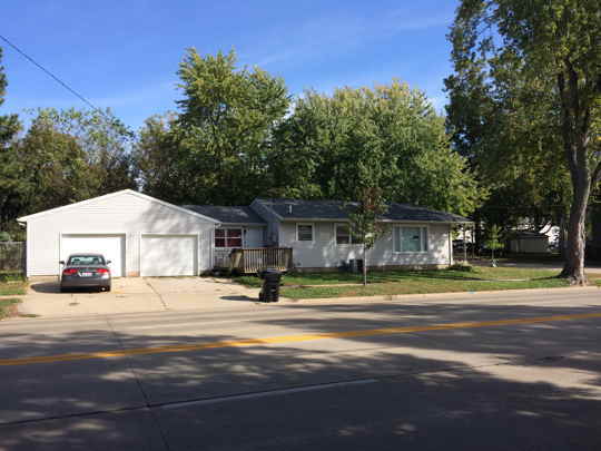 200 E Cherry St