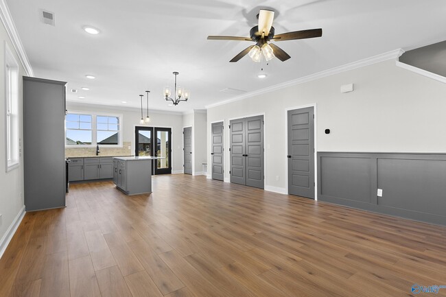 Photo - 241 Susan Lynn Dr