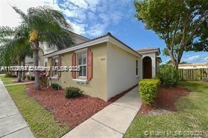 Photo - 1060 NE 42nd Terrace Townhome