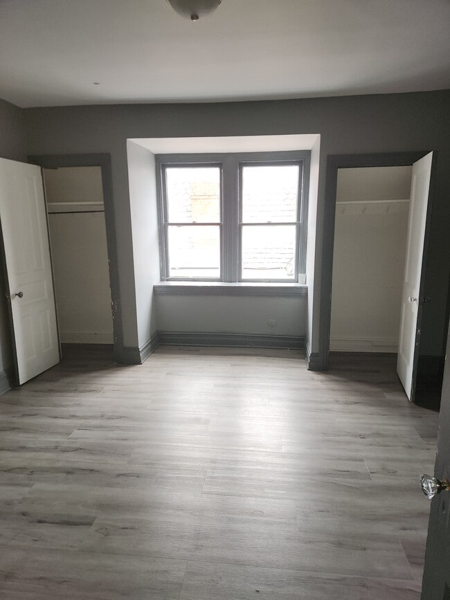 Photo - 520 W King St Unidad 3