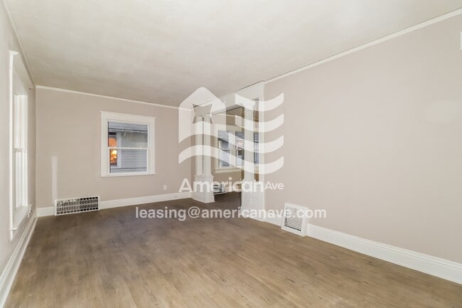 Photo - 829 E Dayton St