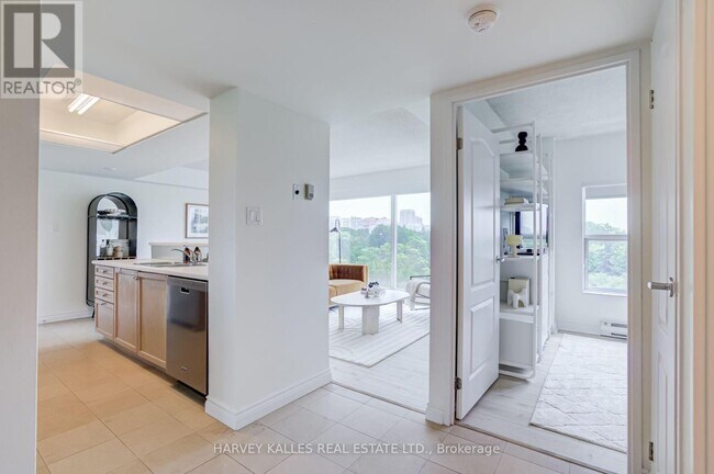 Photo - 97 Lawton Blvd Unit 601