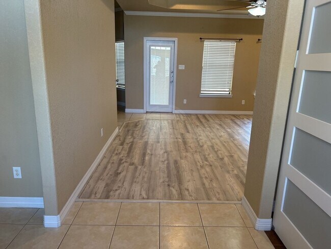 Photo - 203 Weeping Willow Ct