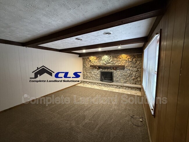 Photo - 1777 E Southern Manor Dr