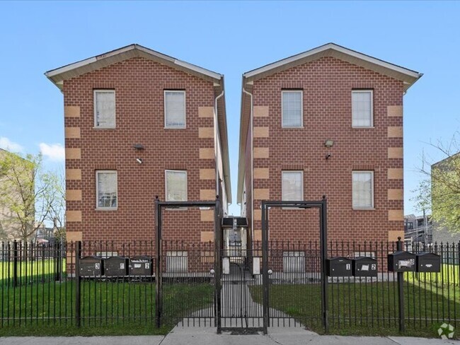 Building Photo - 6139 S King Dr Unit 1 Rental