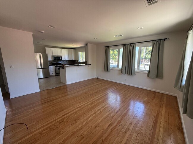 Photo - 425 N 7th St Unidad A