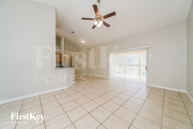 Photo - 839 Mendoza Dr