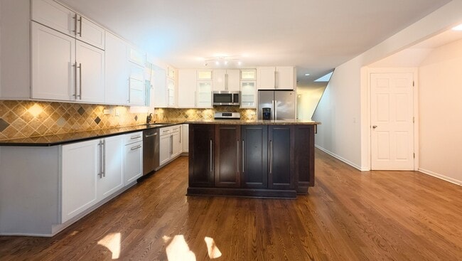 Photo - 912 Crain St