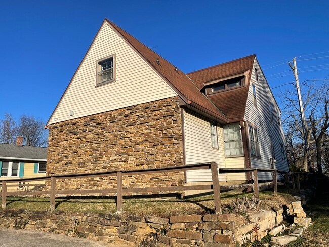 Photo - Clark Triplex