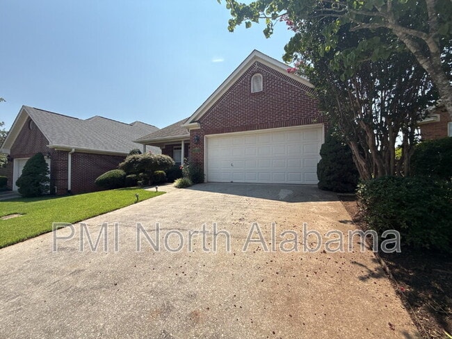 Photo - 134 Canterbury Dr