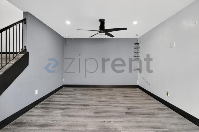 Photo - 69 Connoley Cir