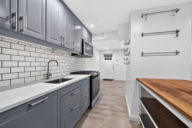 Photo - 342 1st St