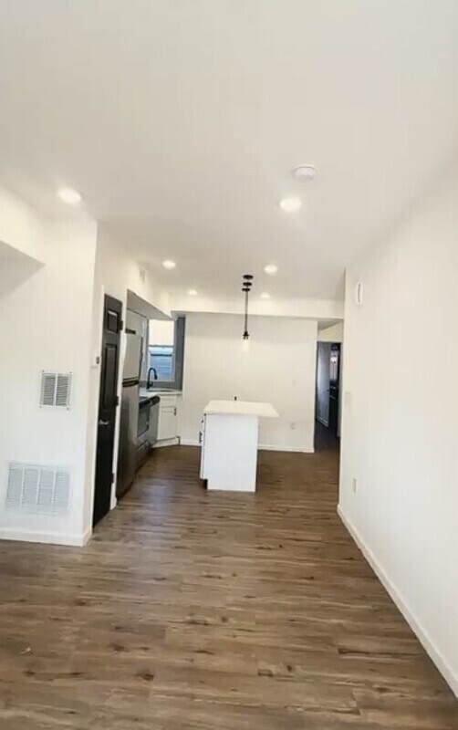 Photo - 1807 W Albanus St