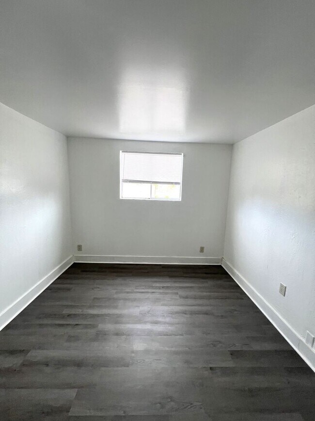 Photo - 93677 Unidad C