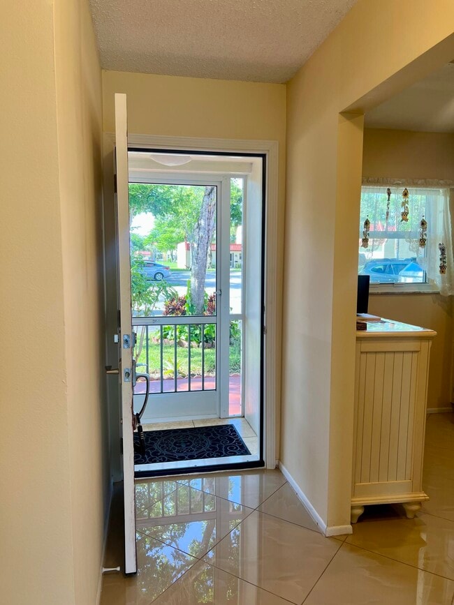 Photo - 176 Lake Evelyn Dr