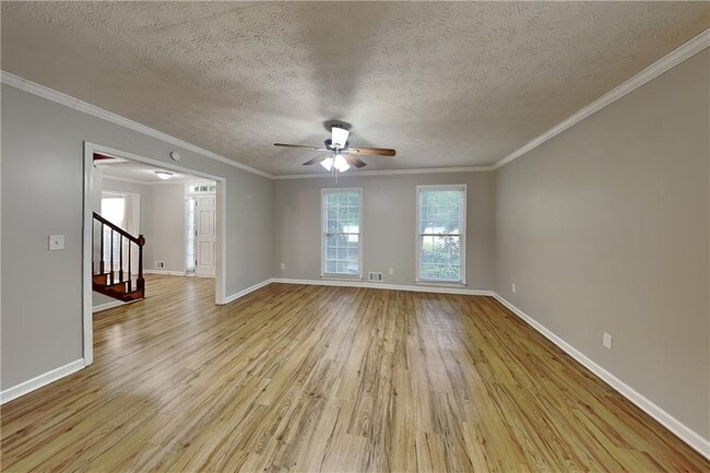 Photo - 1302 Milstead Trace NE