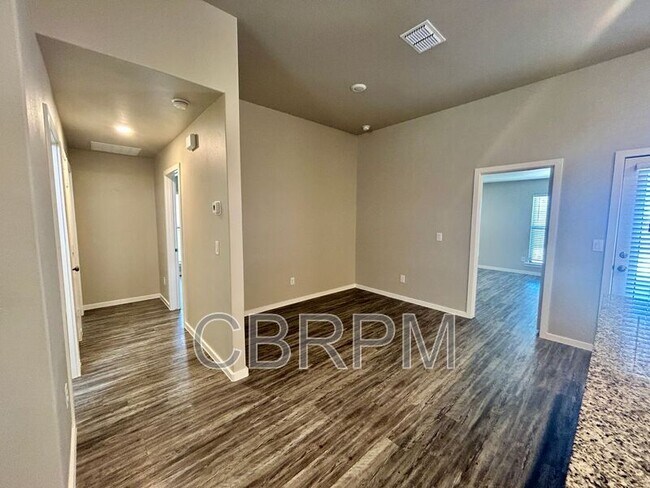 Photo - 8918 20th St