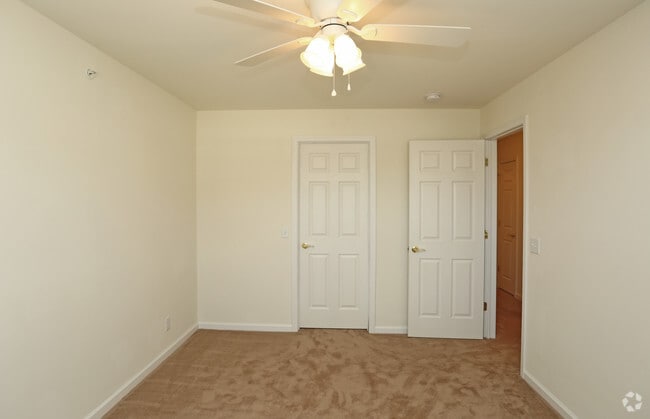 2BR, 2BA - The Summit at Duncan Meadows - 6H Ridgeway Ln