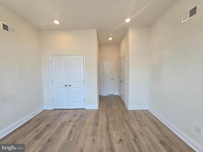 Photo - 2139 N 9th St Unit 2