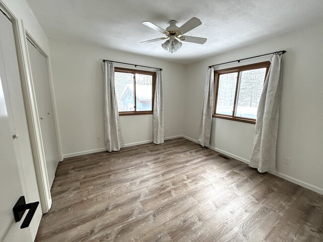 Photo - 150 Woodland Dr