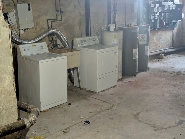 Photo - 609 N 11th St Unit A