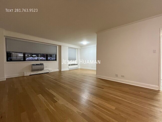 Photo - 420 E 79th St Unidad 1AA