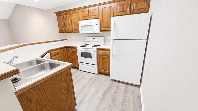 Photo - 1318 Valley Creek Ln