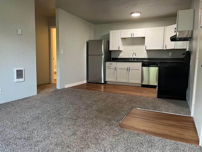 Cocina remodelada - Landsby Place Retirement Community