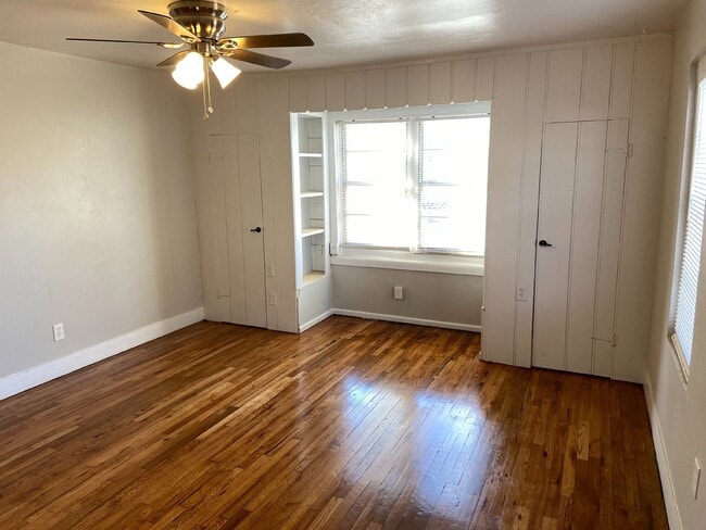 Photo - 2603 21st St Unit Rear