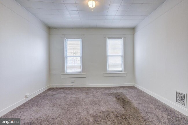 Photo - 2615 E Fayette St Townhome